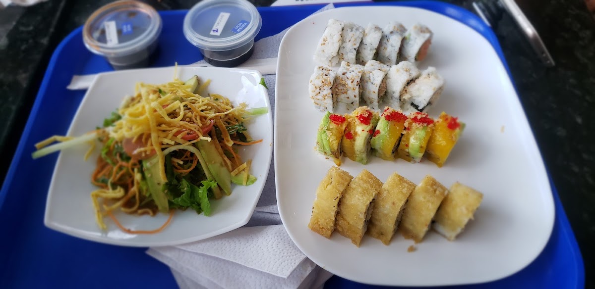 Kobe Sushi & Rolls - C. C. El Condado-8